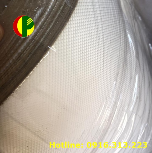 Băng tải PVC trắng nhám ca rô được nối tròn tại xường Băng tải Cường Phong